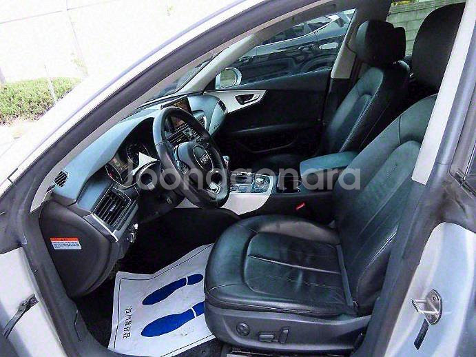 @12년식 A7 3.0 TFSI 콰트로 엔트리 전국최--4