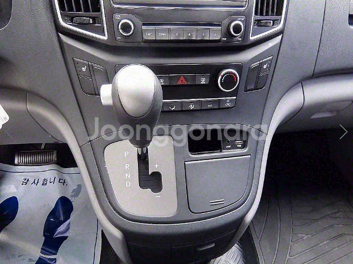 @17년식 그랜드스타렉스 3인승 디젤 밴 스마트 전국--9
