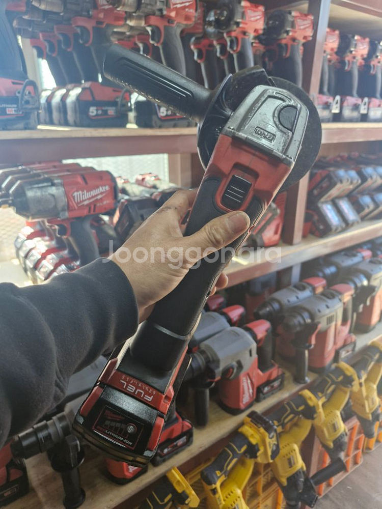 밀워키충전그라인더 M18 FSAG 125X.5인치 A3--6