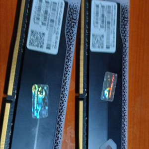 게일 8gb 25600. rgb 메모리2개