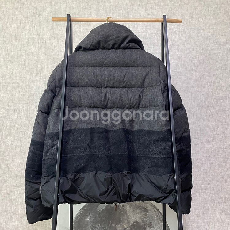 정품 2) 몽클레어 로로피아나 레인시스템 젤렌더 패딩--1