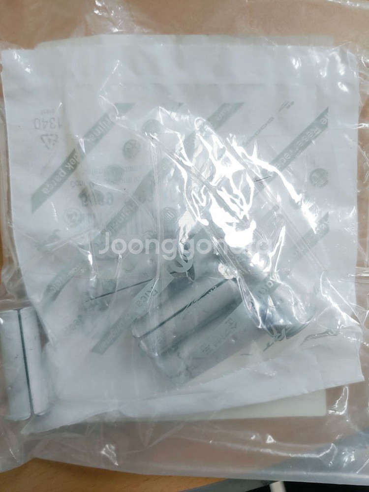 지프랭글러 도어흰지 부품(정품)--1