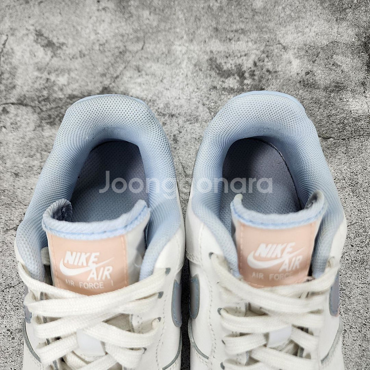 더블식스(정품)나이키에어포스1 LV8 더블스우시 245--6