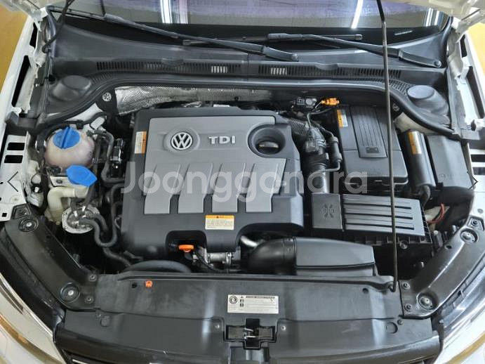 @13년식 제타(6세대) 1.6 TDI 블루모션 전--4