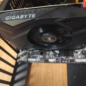 부품용 gtx1650 그래픽카드