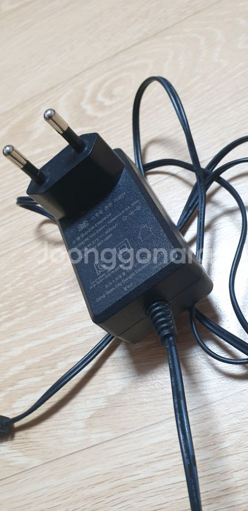 기펠 Zet10 청소기 정품충전기 판매합니다--2