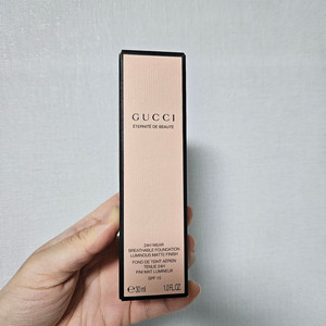 새상품 Gucci 에떼르니떼 드 보떼 롱 웨어 브리더블
