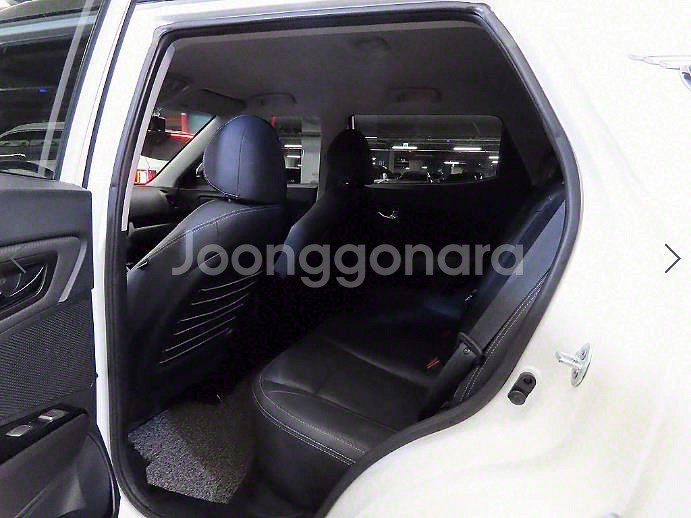 @19년식 티볼리 에어 디젤 2WD RX 전국최저가격--6