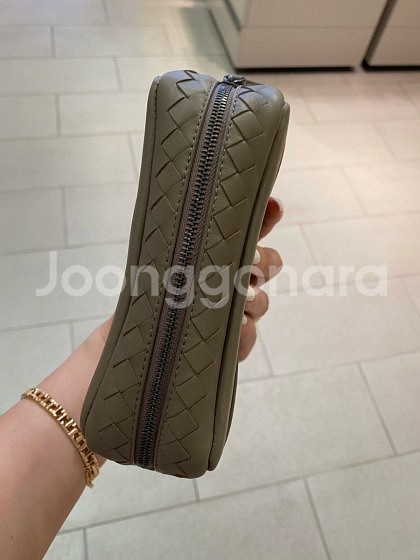 보테가베네타 정품 미니 파우치백 클러치백 미사용새제품--2