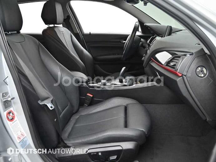 @15년식 1시리즈(2세대) 5도어 118d 스포츠--9