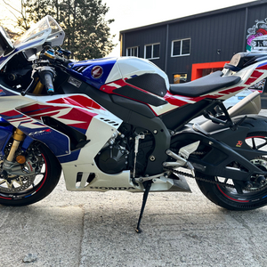 혼다 트리플알(CBR1000RR-R) 판매합니다.