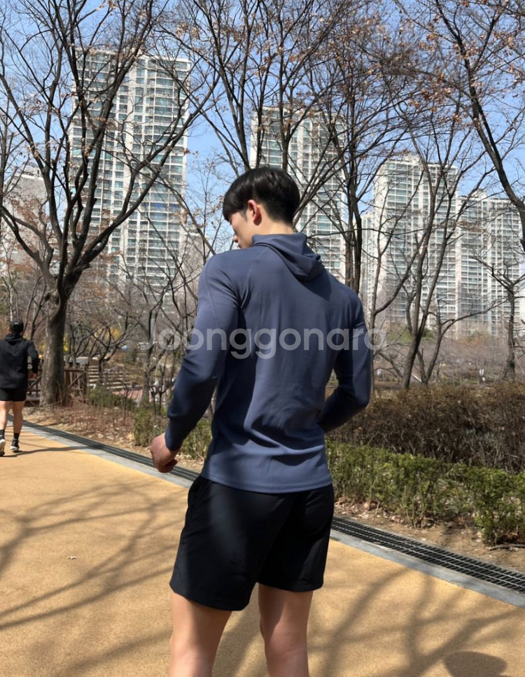 남자 러닝용 남성 런닝 후드 팝니다--4