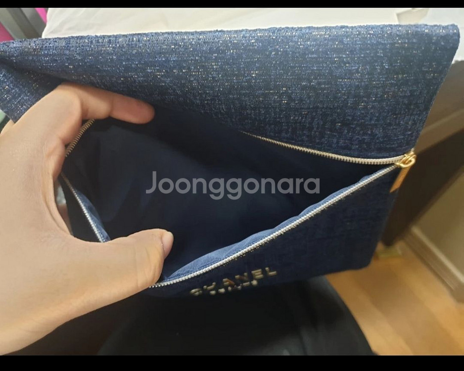 샤넬 남샏 파우치--3