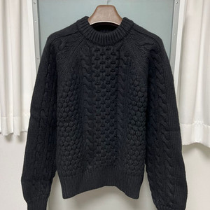 [M] 23FW STU Aran Knit Black