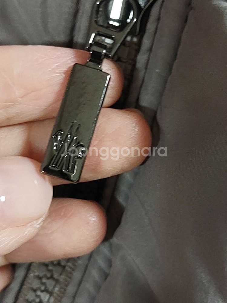 [[ 정품 ]] 몽클레어 패딩 코트 1size--2