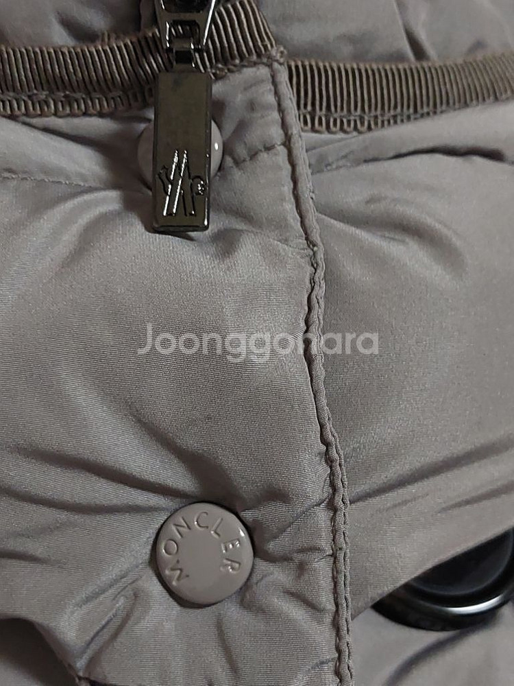 [[ 정품 ]] 몽클레어 패딩 코트 1size--4