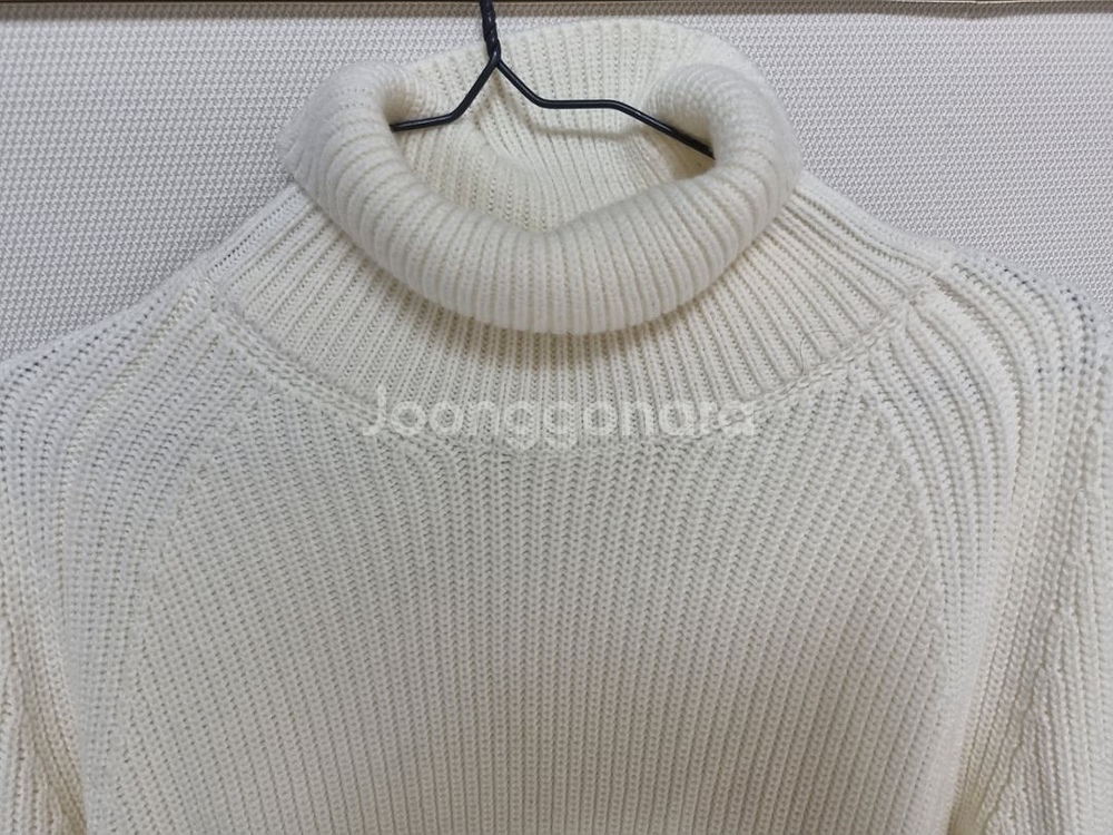 새상품 남성 골지 니트 베이지 L사이즈추천--1