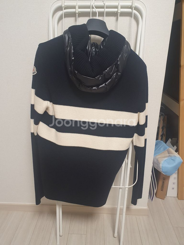 새상품)몽클레어 패딩,울가디건 집업(네이비블루)--1