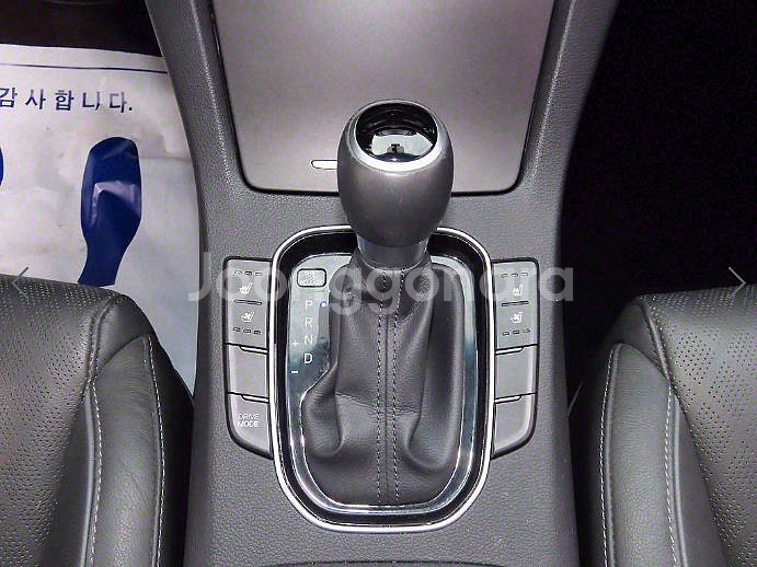 @17년식 i30 PD 1.4 터보 모던 전국최저가격--9