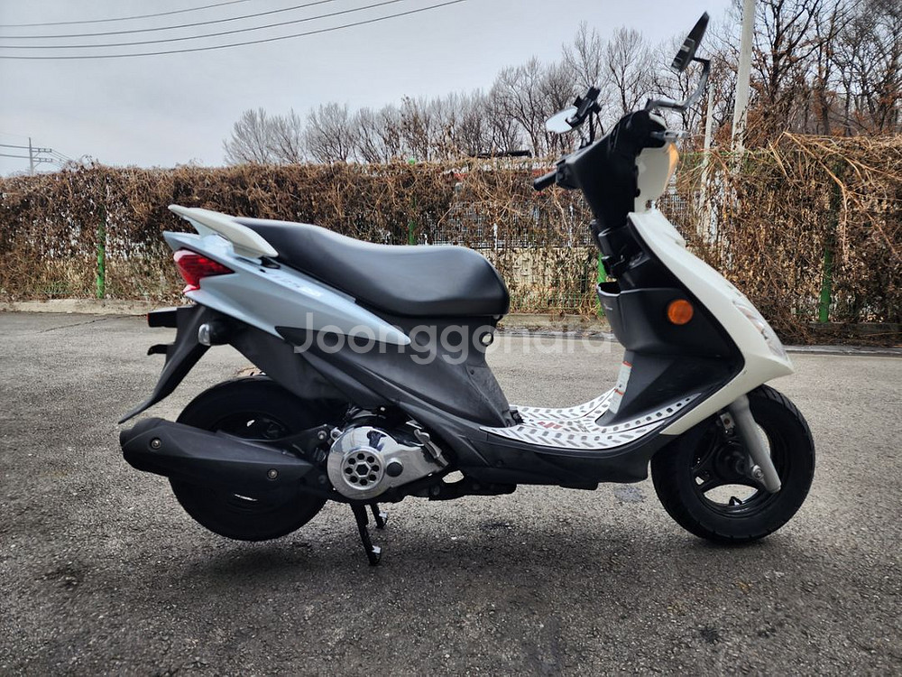 스즈키 어드레스125 SS--9
