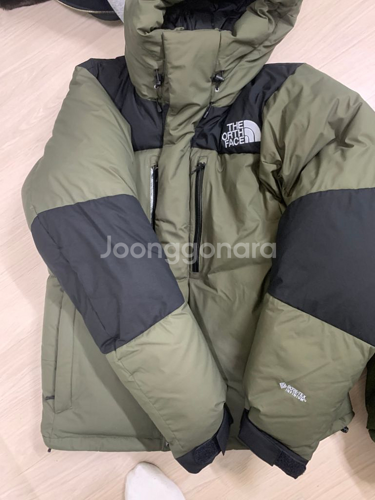 노스페이스 히말라야 패딩 발토르 패딩--1