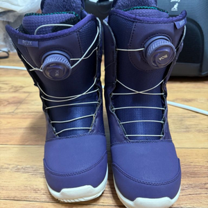 19 버튼 투보아 부츠