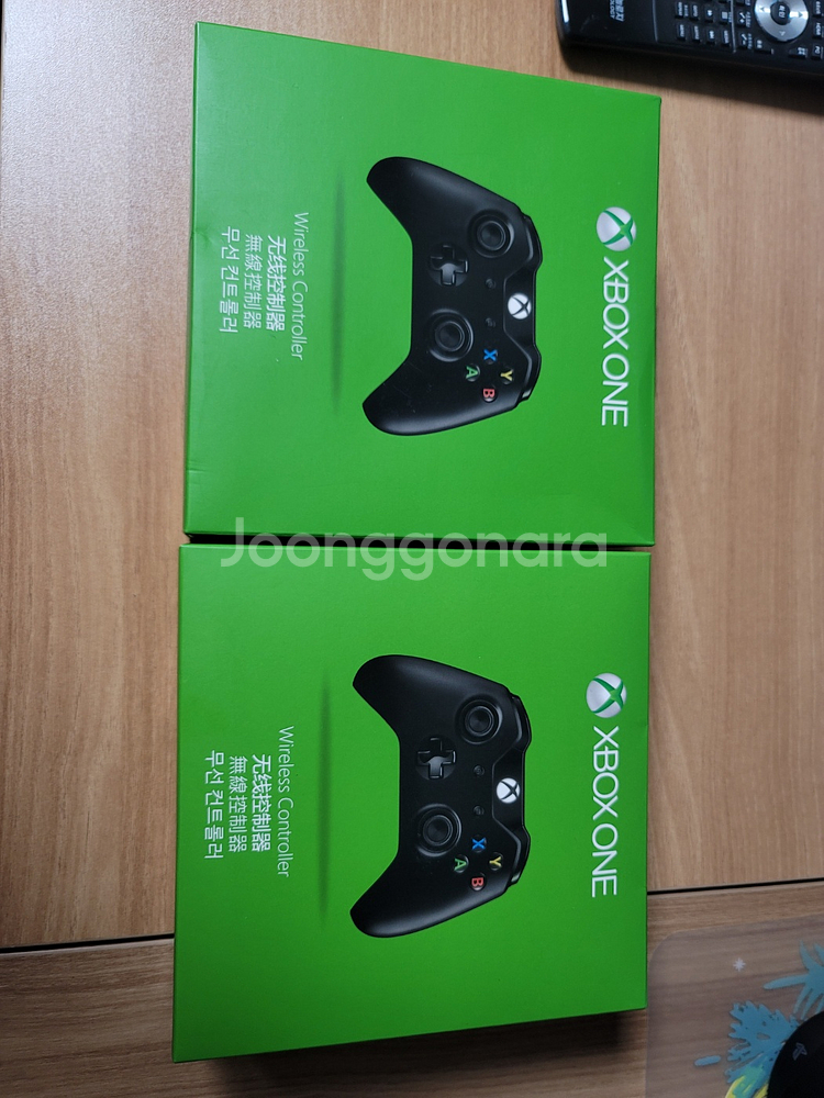 XBOX 2세대 패드 팝니다.--1