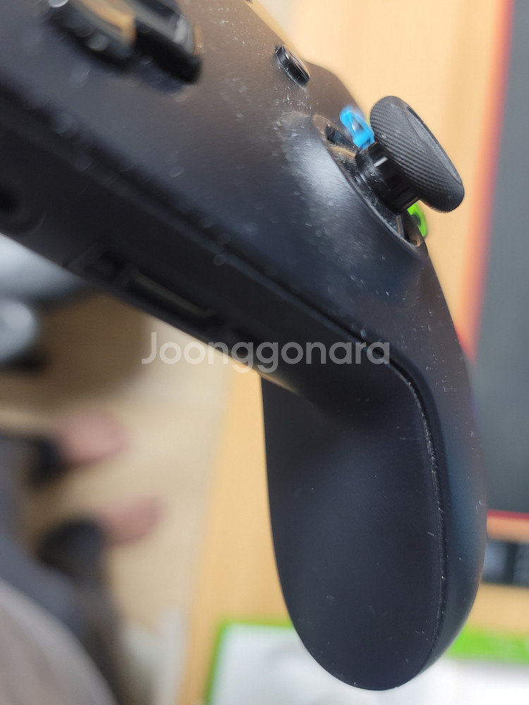 XBOX 2세대 패드 팝니다.--2