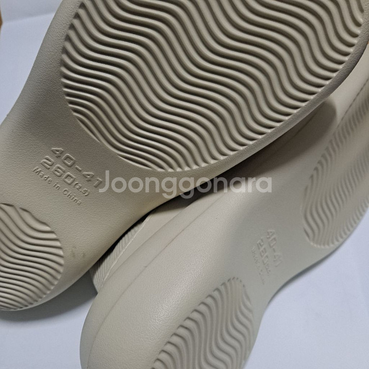 [새제품] 플랫슈즈 가벼운 슬립온/ 260mm--3