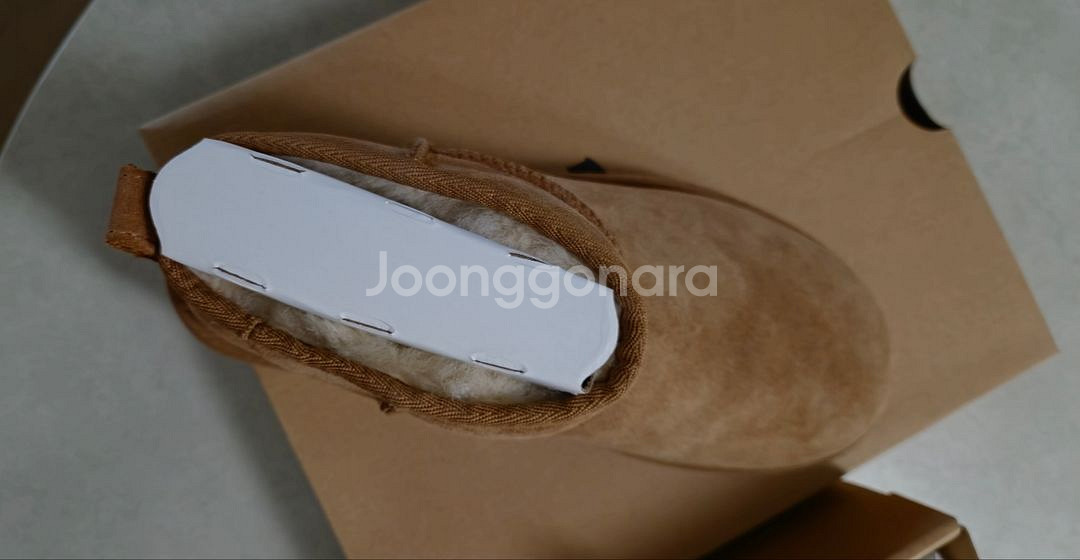 새상품 정품 UGG w 클래식 울트라 미니 7 체스트넛--4