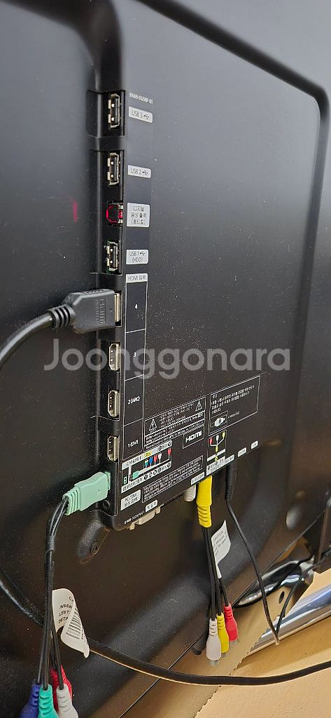 삼성TV UN55D8000(55인치)팝니다.--1