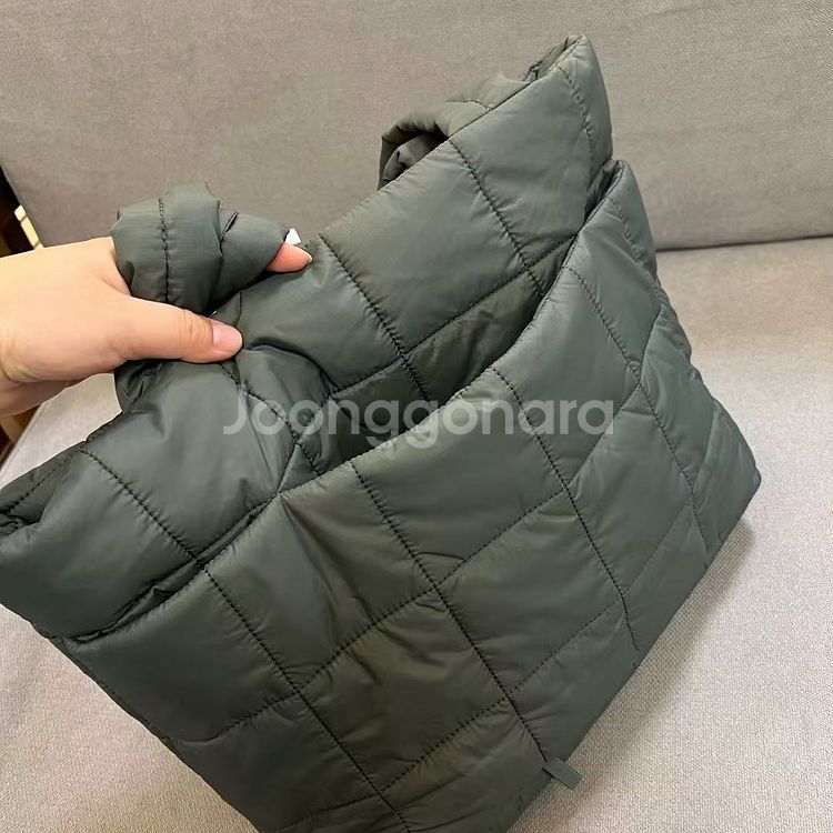새상품)룰루레몬 퀼티드 그리드 토트백 12L 그린--5