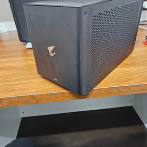 AORUS 게이밍 박스 rtx3080 egpu