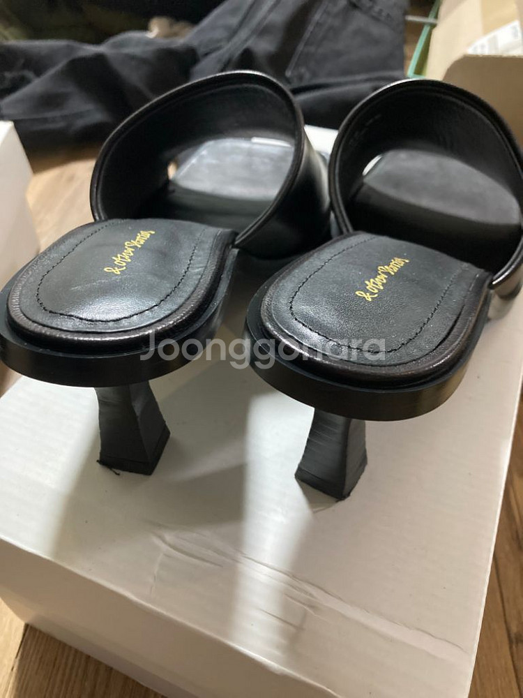 앤아더스토리즈 뮬 힐 7사이즈--1