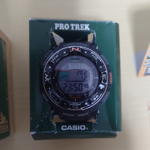 카시오 프로트렉 패스파인더 PRW-2500 CASIO