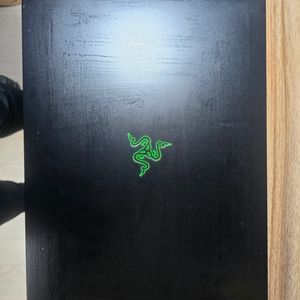 RAZER. LADE 18 13Gen RTX4090