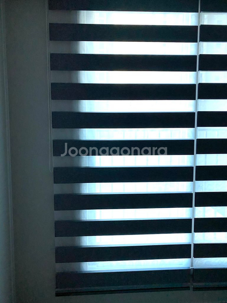 암막 블라인드 판매합니다.--4