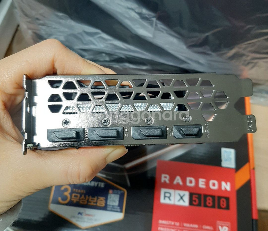 기가바이트 RX580 8GB 그래픽카드--6