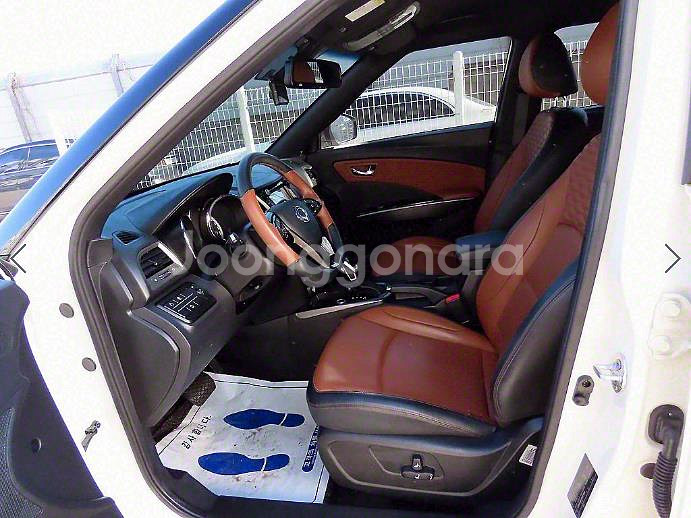 @19년식 티볼리 아머 1.6 가솔린 기어 플러스 전--4