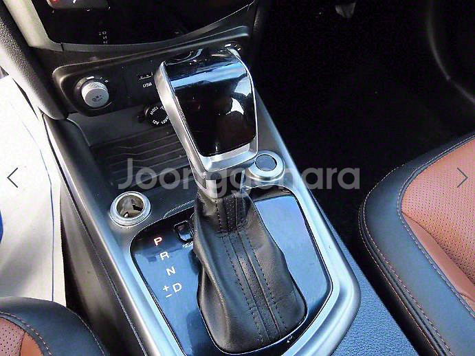 @19년식 티볼리 아머 1.6 가솔린 기어 플러스 전--9