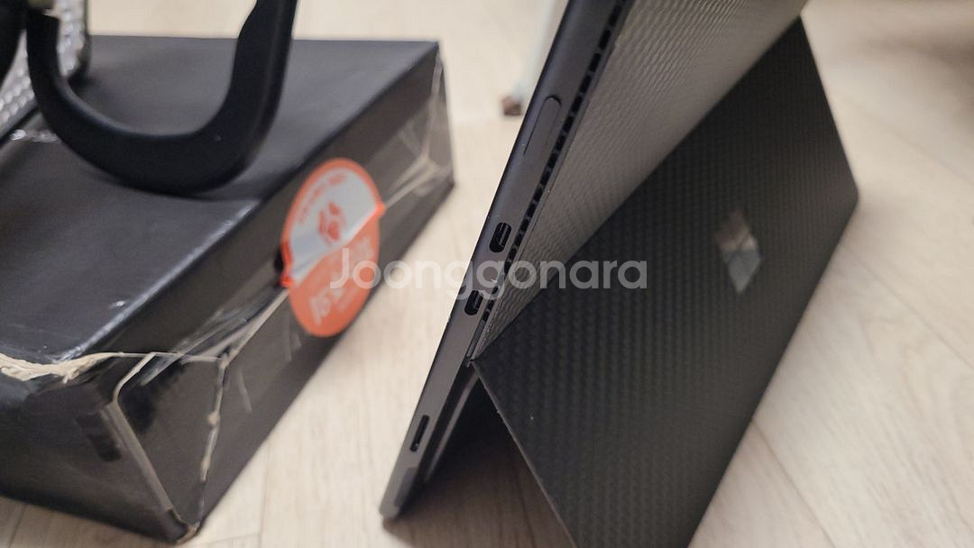 Microsoft 서피스 프로8 코어i7 16GB램--8