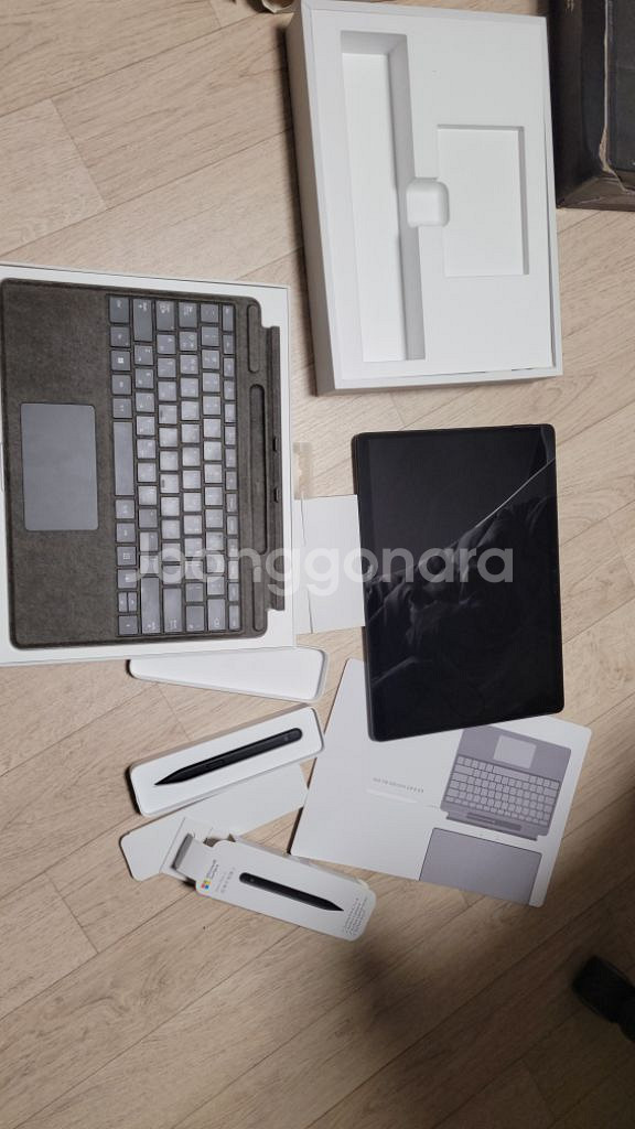 Microsoft 서피스 프로8 코어i7 16GB램--9