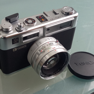 YASHICA 야시카 일렉트로 35 필름카메라