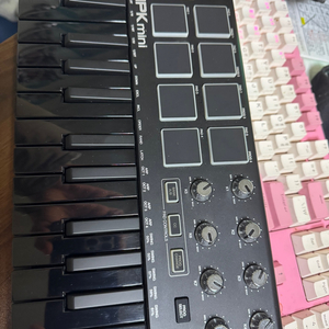 작곡용 건반 미디키보드 AKAI MPK Mini Mk2