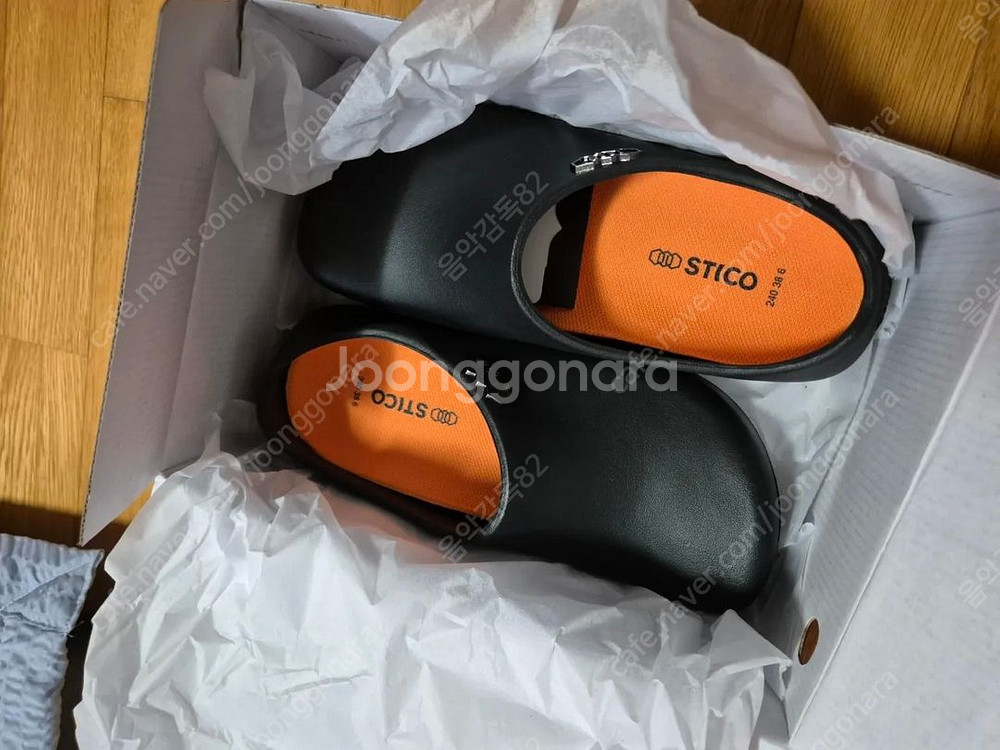 스티코 주방화 새상품1개,중고1개 240팝니다--2