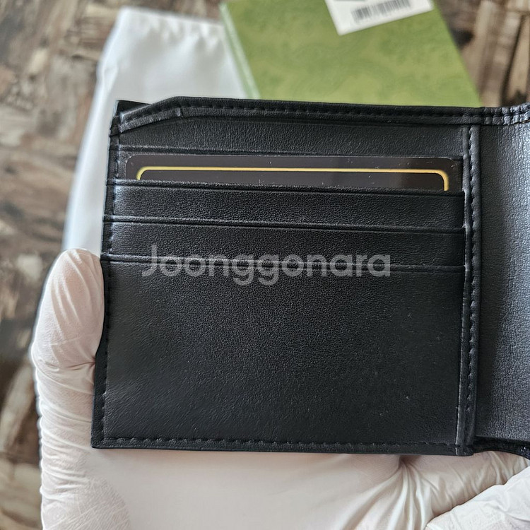 GG 엠보스 남자 반지갑 새상품--6