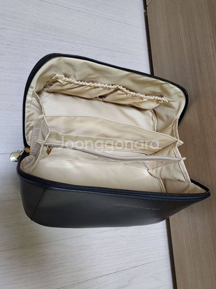 [뷰랩] 빅버전 대용량 여행 파우치_블랙 색상--2
