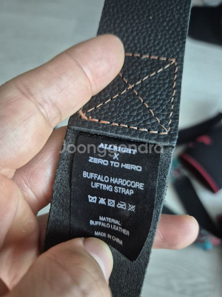 올라잇x제로투히어로 버팔로 가죽 리프팅 스트랩 운동--1