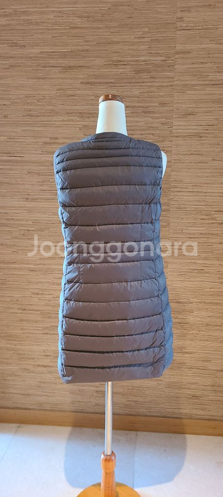 올리비아로렌 구스다운 경량패딩 조끼--4