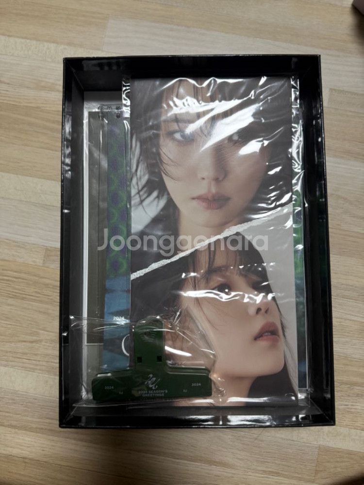 아이유 시즌그리팅 2022 2023 2024--5